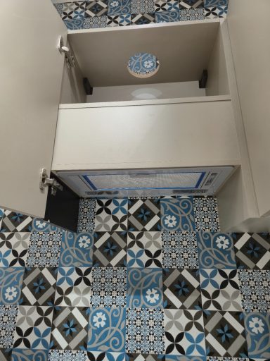 Inbouw afzuigkap met LED verlichting in complete keuken Mira Alba 180