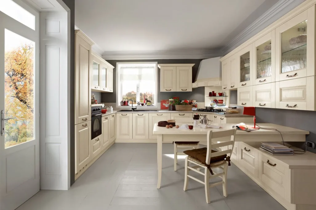 witte klassieke U-keuken eiland vitrine Ar-Tre